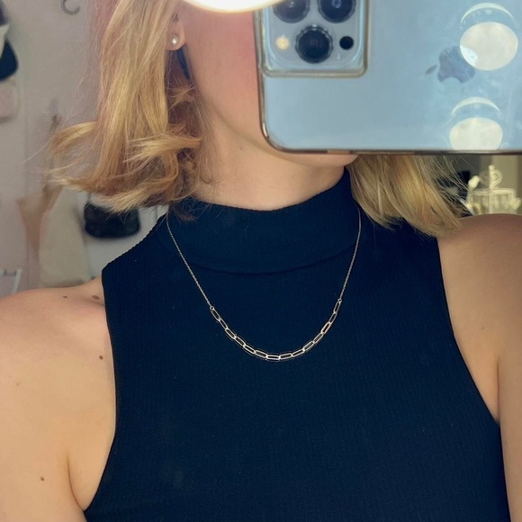 18 in • SILVER CHAIN • Dainty Necklace - Picture 1 of 7